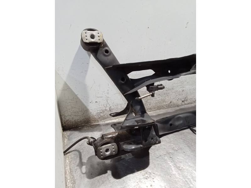 Recambio de puente trasero para seat alhambra (710, 711) 2.0 tdi referencia OEM IAM 001517800 7N0505 