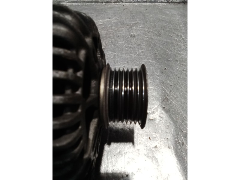 Recambio de alternador para renault megane ii station wagon (km0/1_) 1.9 dci referencia OEM IAM 8200667610  05