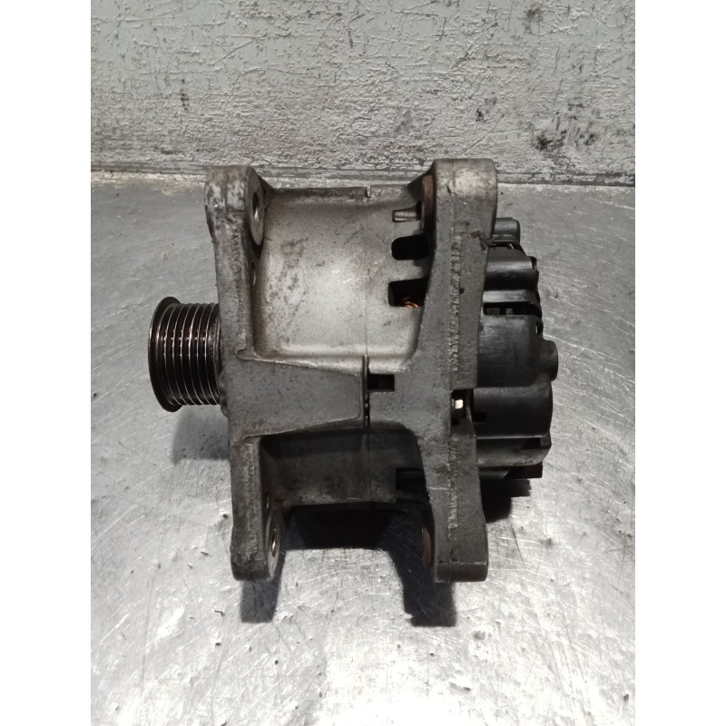Recambio de alternador para renault megane ii station wagon (km0/1_) 1.9 dci referencia OEM IAM 8200667610  05