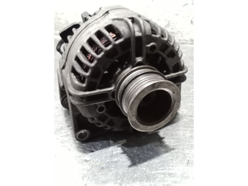 Recambio de alternador para opel astra h (a04) 1.6 (l48) referencia OEM IAM 0124425020 55556067 100A