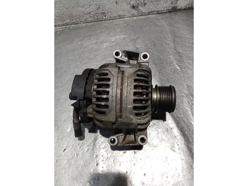 Recambio de alternador para mercedes-benz clase c (w203) familiar c 180 t compressor (203.246) referencia OEM IAM A2711540802 01