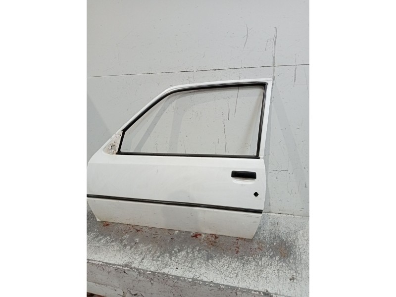 Recambio de puerta delantera izquierda para peugeot 205 ii (20a/c) 1.7 diesel referencia OEM IAM  3P 98