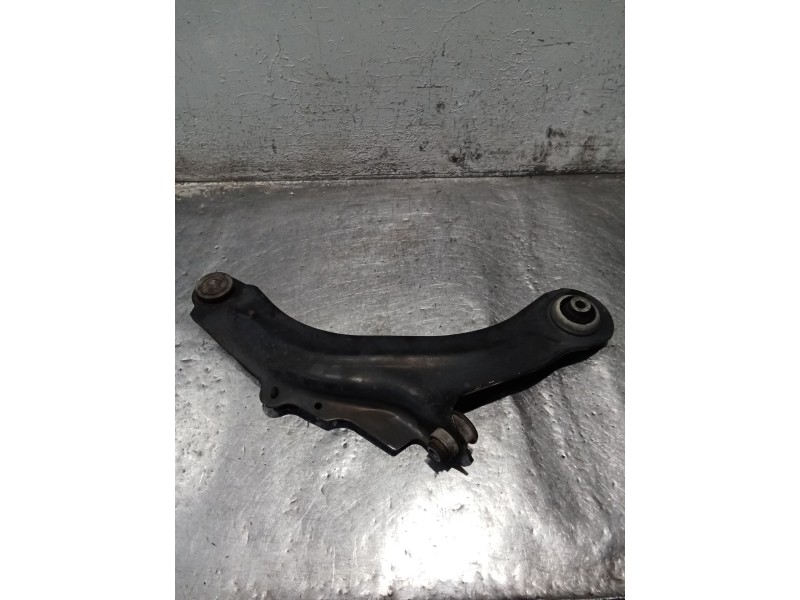 Recambio de brazo suspension inferior delantero izquierdo para renault megane ii station wagon (km0/1_) 1.9 dci referencia OEM I