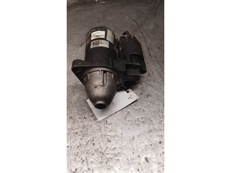 Recambio de motor arranque para mercedes-benz clase c (w203) familiar c 180 t compressor (203.246) referencia OEM IAM 82128411A 