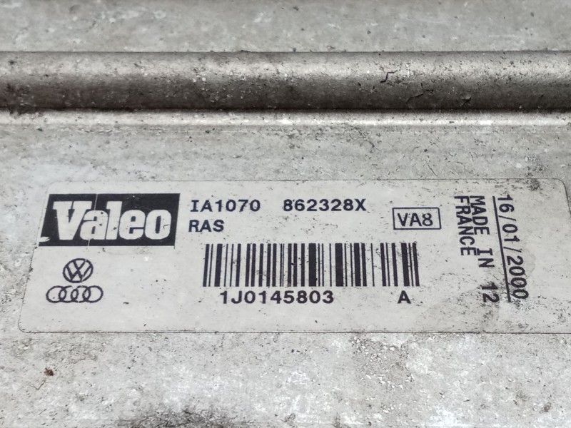 Recambio de intercooler para volkswagen golf iv (1j1) 1.9 tdi referencia OEM IAM 1J0145803  