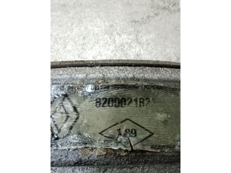 Recambio de compresor aire acondicionado para renault laguna ii (bg0/1_) 2.0 16v (bg00, bg0k, bg0p, bg0w) referencia OEM IAM 820