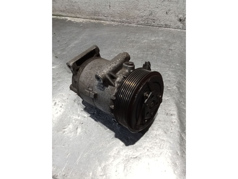 Recambio de compresor aire acondicionado para renault megane ii station wagon (km0/1_) 1.9 dci referencia OEM IAM 8200678499  05