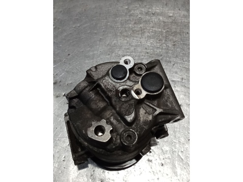 Recambio de compresor aire acondicionado para renault megane ii station wagon (km0/1_) 1.9 dci referencia OEM IAM 8200678499  05