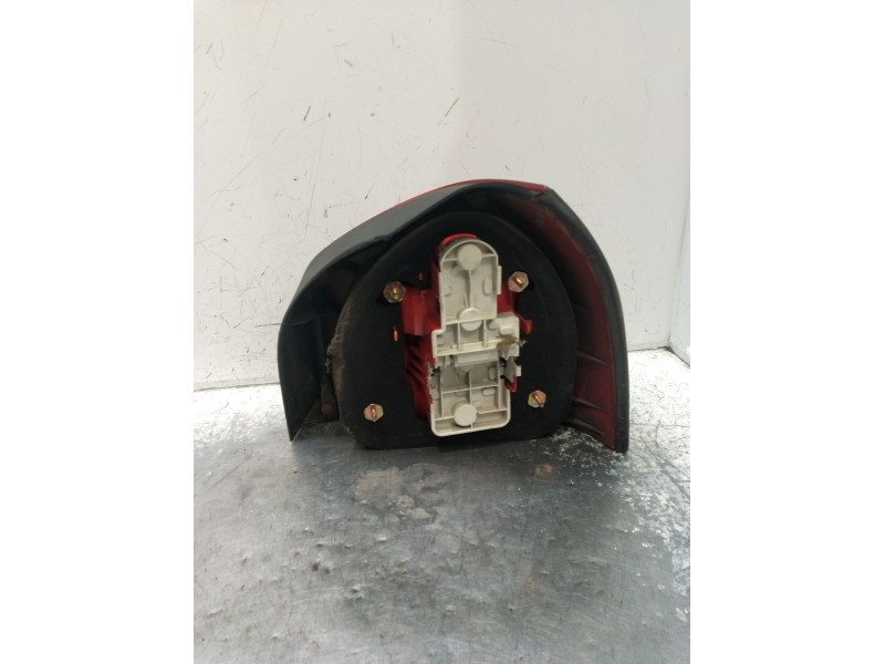 Recambio de piloto trasero izquierdo para audi a3 (8l1) 1.9 tdi referencia OEM IAM   00