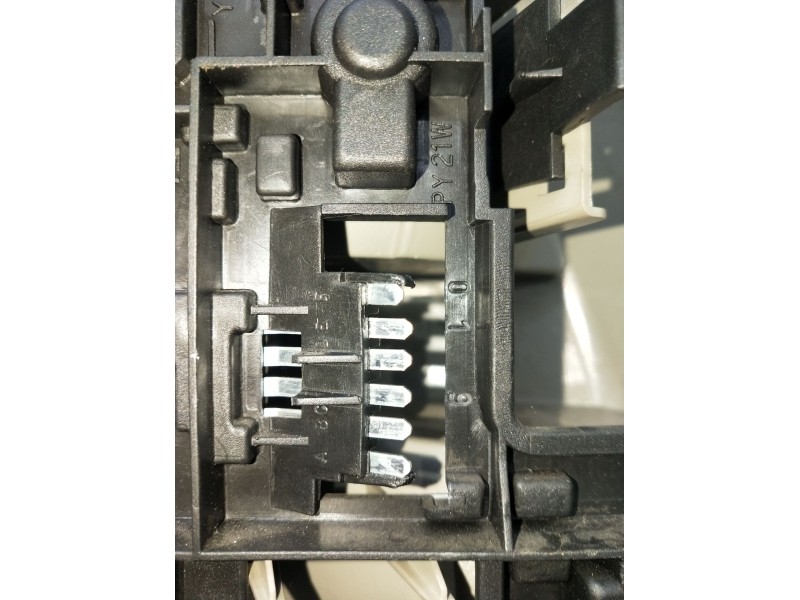 Recambio de piloto trasero izquierdo para opel vectra b hatchback (j96) 2.0 i 16v (f68) referencia OEM IAM   99