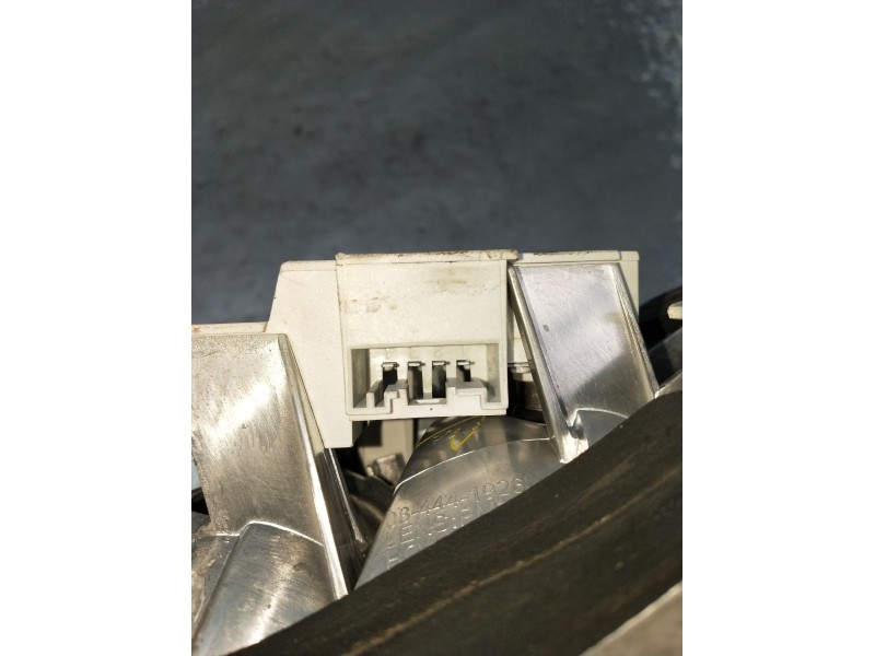 Recambio de piloto trasero izquierdo para bmw 3 touring (e46) 320 d referencia OEM IAM   01