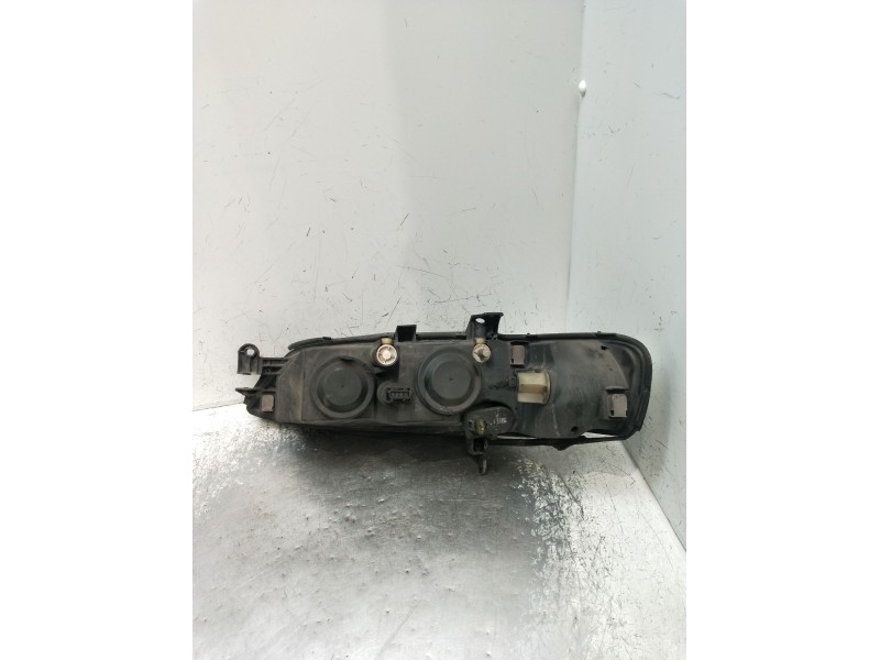 Recambio de faro derecho para opel vectra b hatchback (j96) 2.0 i 16v (f68) referencia OEM IAM   99