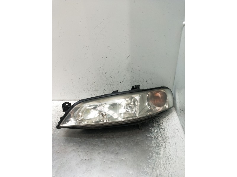 Recambio de faro izquierdo para opel vectra b hatchback (j96) 2.0 i 16v (f68) referencia OEM IAM 90586844L8  99