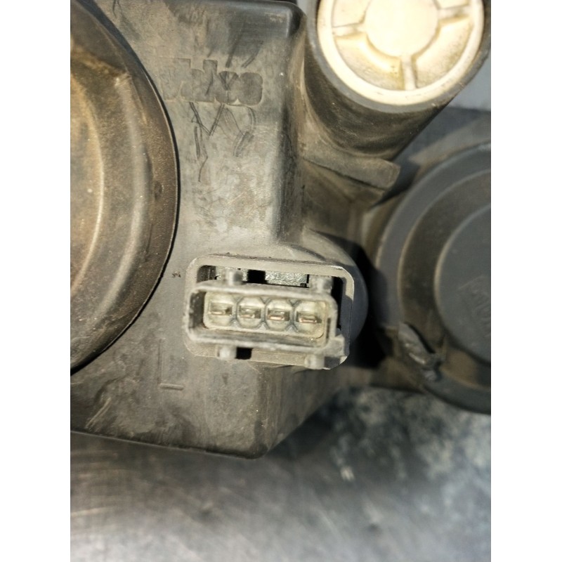 Recambio de faro izquierdo para opel vectra b hatchback (j96) 2.0 i 16v (f68) referencia OEM IAM 90586844L8  99