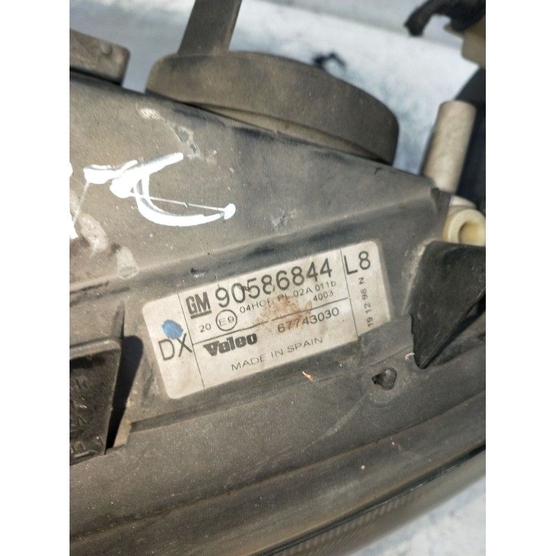 Recambio de faro izquierdo para opel vectra b hatchback (j96) 2.0 i 16v (f68) referencia OEM IAM 90586844L8  99