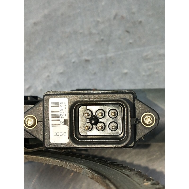 Recambio de elevalunas delantero izquierdo para opel vectra b hatchback (j96) 2.0 i 16v (f68) referencia OEM IAM 90520225 5P 99