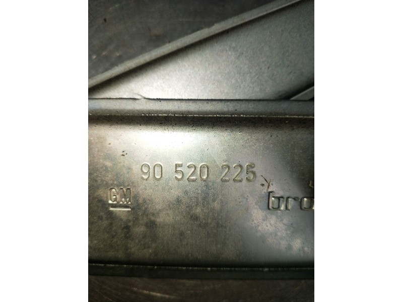 Recambio de elevalunas delantero izquierdo para opel vectra b hatchback (j96) 2.0 i 16v (f68) referencia OEM IAM 90520225 5P 99