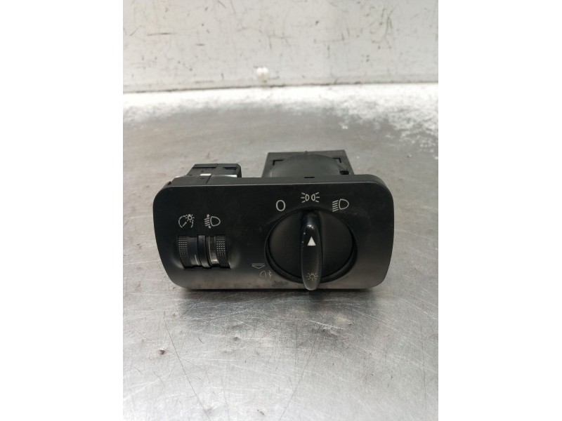 Recambio de mando luces para seat leon (1m1) 1.6 16 v referencia OEM IAM BK71M1941531K 04052137 99