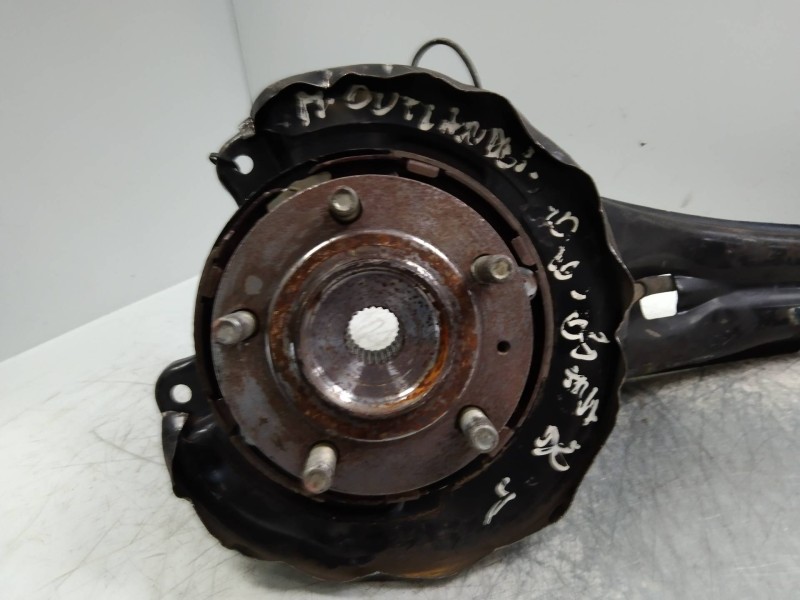 Recambio de mangueta trasera derecha para mitsubishi outlander (cu0w) 2.0 2wd referencia OEM IAM    Recambio de mangueta trasera derecha para mitsubishi outlander (cu0w) 2.0 2wd referencia OEM IAM