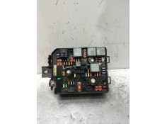 Recambio de caja reles / fusibles para opel corsa e color edition ecoflex referencia OEM IAM 13430533AA 00002333 14