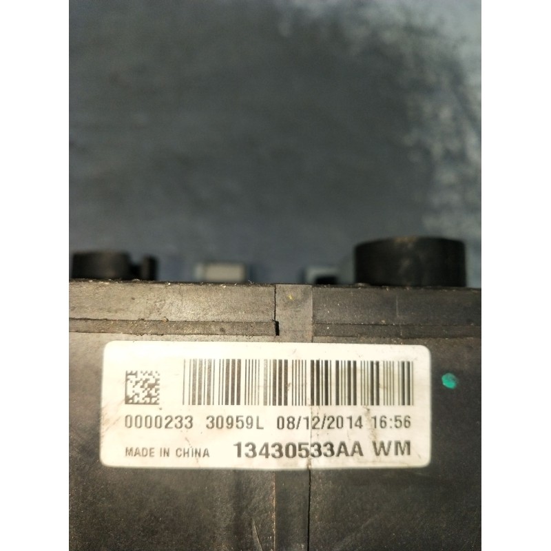 Recambio de caja reles / fusibles para opel corsa e color edition ecoflex referencia OEM IAM 13430533AA 00002333 14