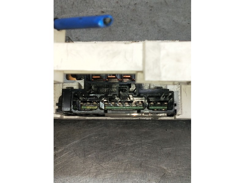 Recambio de mando calefaccion / aire acondicionado para mitsubishi montero pinin (h60/h70) 2000 gdi (5-ptas.) referencia OEM IAM
