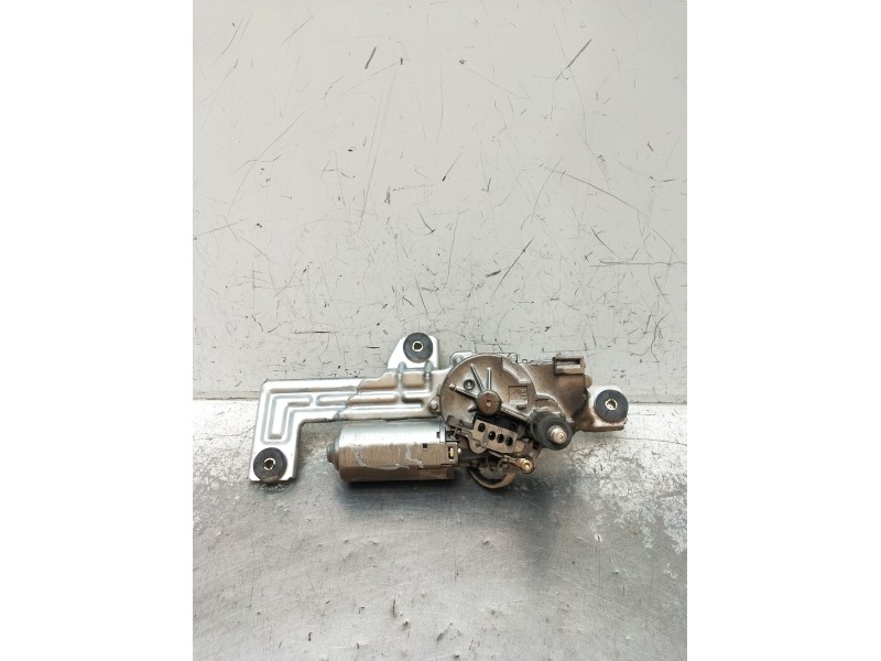 Recambio de motor limpia trasero para mitsubishi montero pinin (h60/h70) 2000 gdi (5-ptas.) referencia OEM IAM 0390206518  01