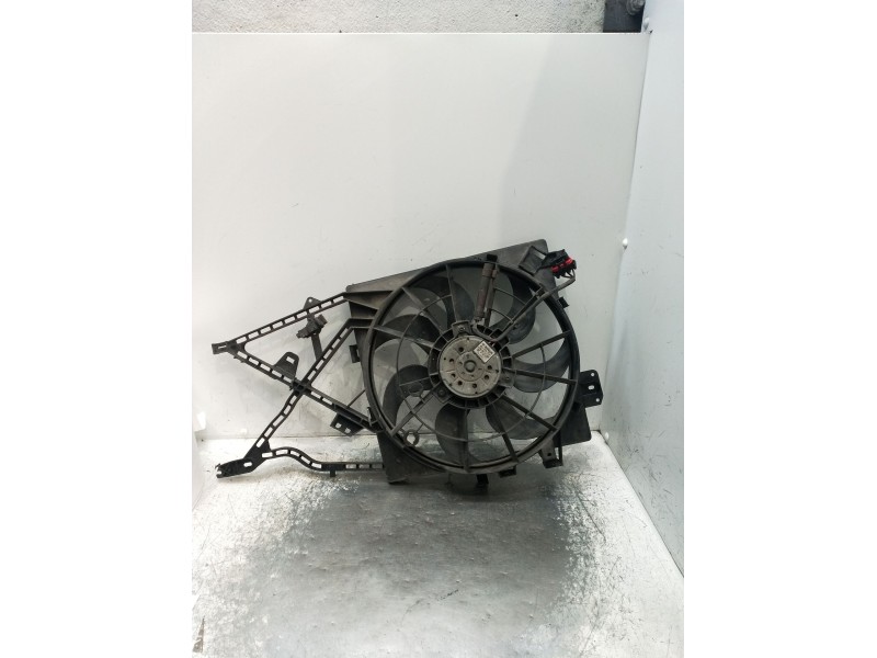 Recambio de electroventilador para opel vectra b hatchback (j96) 2.0 i 16v (f68) referencia OEM IAM 0130303217 90499672 99