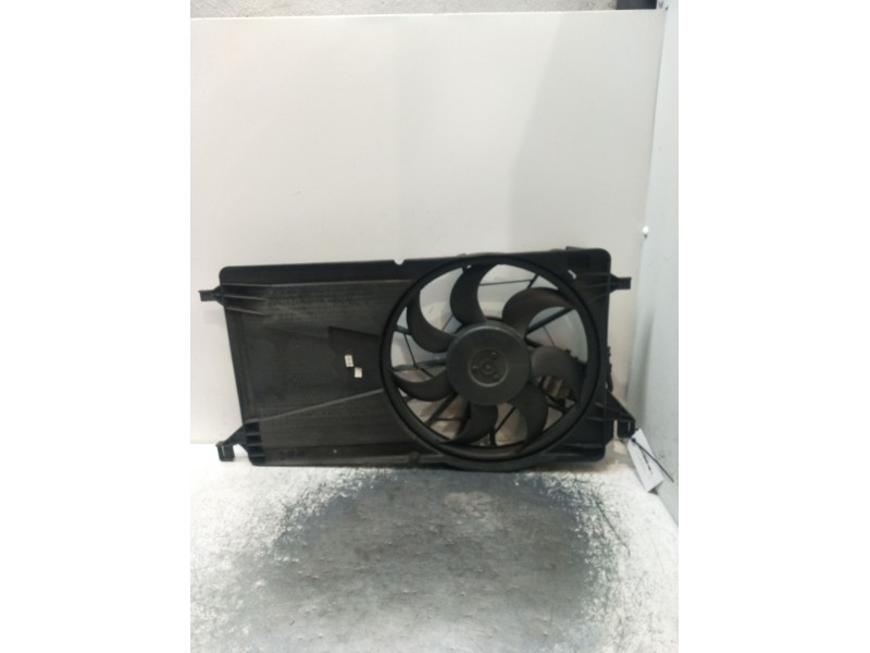 Recambio de electroventilador para ford focus ii (da_, hcp, dp) 1.8 tdci referencia OEM IAM 0130303930 3M5H8C607RG 05