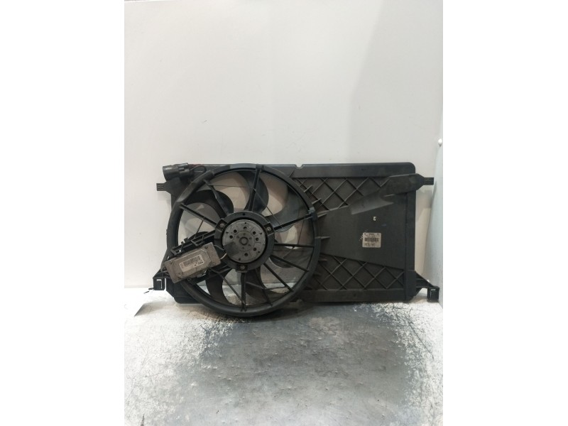 Recambio de electroventilador para ford focus ii (da_, hcp, dp) 1.8 tdci referencia OEM IAM 0130303930 3M5H8C607RG 05