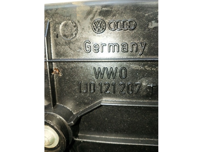 Recambio de electroventilador para seat leon (1m1) 1.6 16 v referencia OEM IAM 1J0121207  99