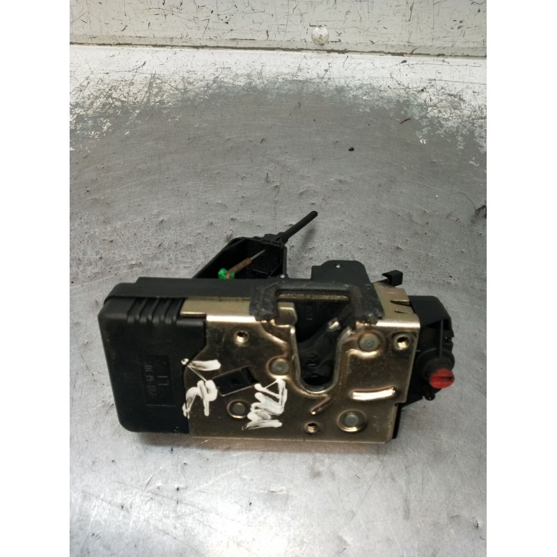 Recambio de motor cierre centralizado trasero izquierdo para opel vectra b hatchback (j96) 2.0 i 16v (f68) referencia OEM IAM 90