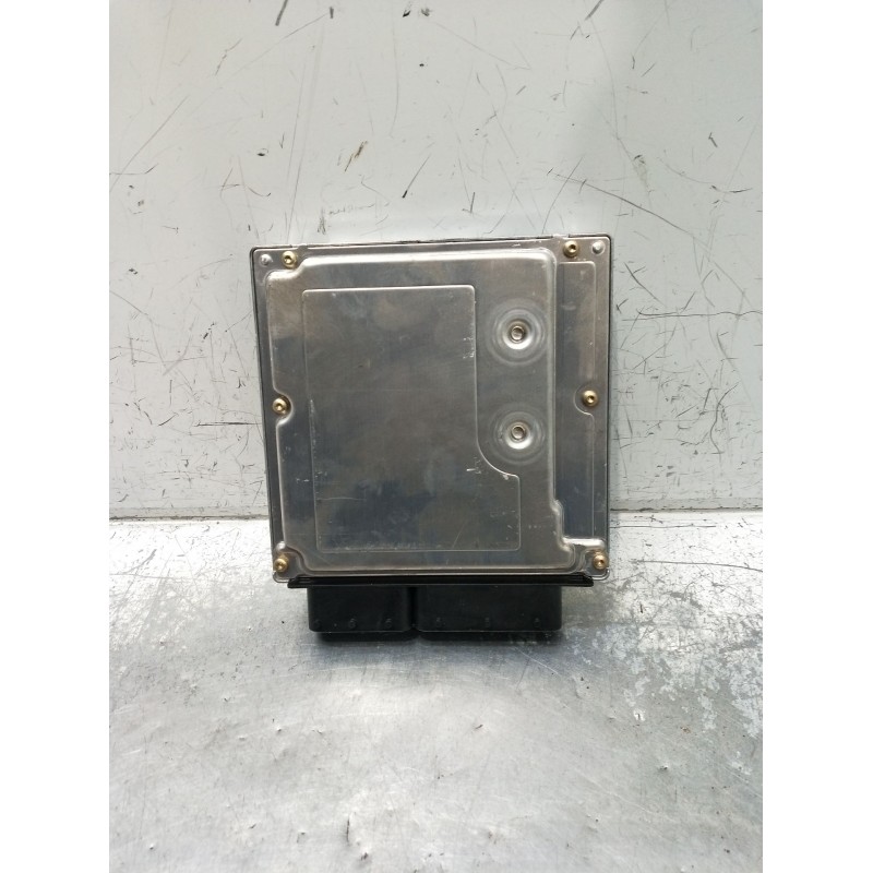 Recambio de centralita motor uce para bmw 3 touring (e46) 320 d referencia OEM IAM 0281010565 7789572 01