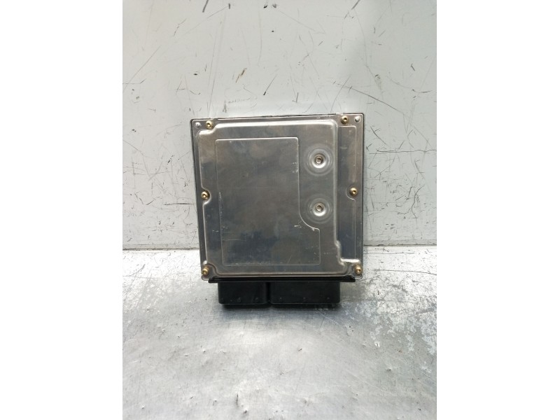 Recambio de centralita motor uce para bmw 3 touring (e46) 320 d referencia OEM IAM 0281010565 7789572 01