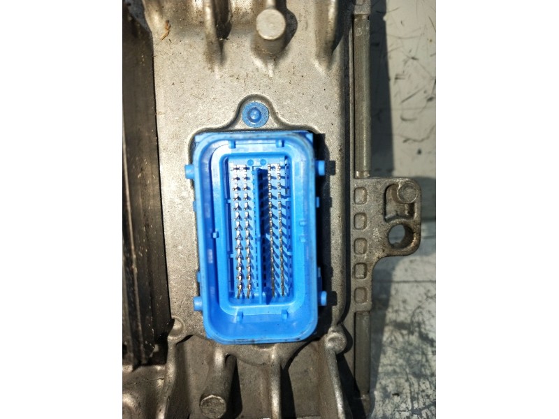 Recambio de centralita motor uce para opel corsa e color edition ecoflex referencia OEM IAM 55489277 395357783 14