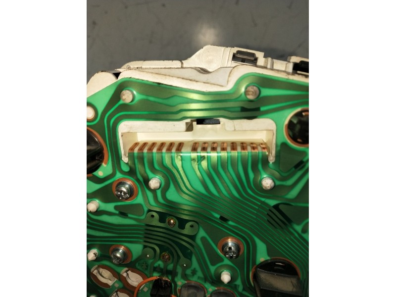 Recambio de cuadro instrumentos para mitsubishi montero pinin (h60/h70) 2000 gdi (5-ptas.) referencia OEM IAM MR532359 257320889