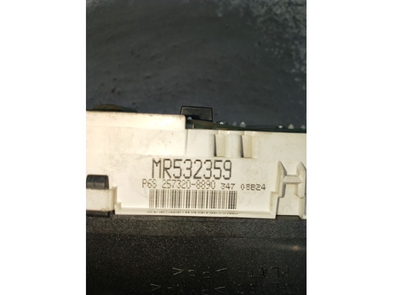 Recambio de cuadro instrumentos para mitsubishi montero pinin (h60/h70) 2000 gdi (5-ptas.) referencia OEM IAM MR532359 257320889