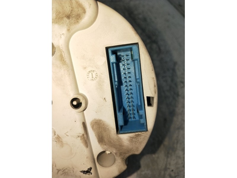 Recambio de cuadro instrumentos para audi a3 (8l1) 1.9 tdi referencia OEM IAM 8L0920900M 580010003600 00