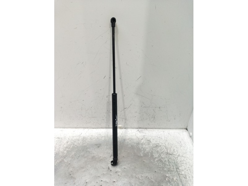 Recambio de amortiguadores capo para audi a3 (8l1) 1.9 tdi referencia OEM IAM 8L0823359  00