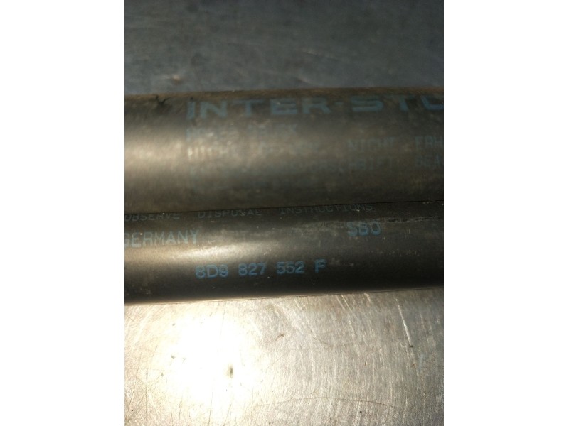 Recambio de amortiguadores maletero / porton para audi a3 (8l1) 1.9 tdi referencia OEM IAM 8D9827552F  00