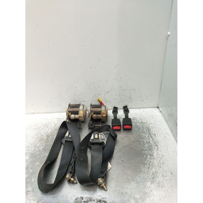 Recambio de juego cinturones delantero para mitsubishi montero pinin (h60/h70) 2000 gdi (5-ptas.) referencia OEM IAM  5P 01