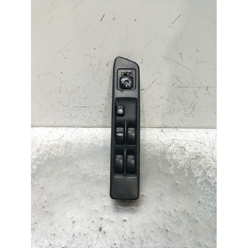 Recambio de mando elevalunas delantero izquierdo para mitsubishi montero pinin (h60/h70) 2000 gdi (5-ptas.) referencia OEM IAM  