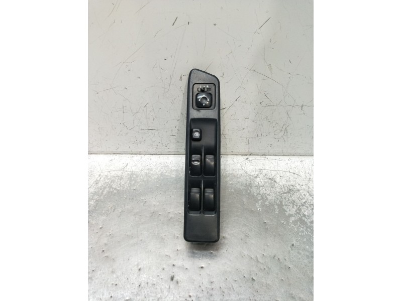 Recambio de mando elevalunas delantero izquierdo para mitsubishi montero pinin (h60/h70) 2000 gdi (5-ptas.) referencia OEM IAM  