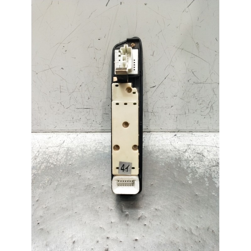 Recambio de mando elevalunas delantero izquierdo para mitsubishi montero pinin (h60/h70) 2000 gdi (5-ptas.) referencia OEM IAM  