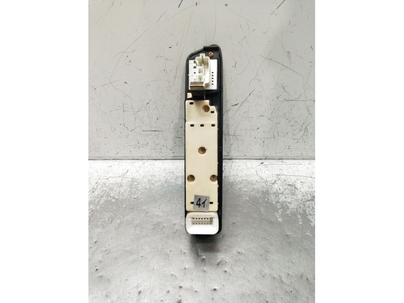 Recambio de mando elevalunas delantero izquierdo para mitsubishi montero pinin (h60/h70) 2000 gdi (5-ptas.) referencia OEM IAM  