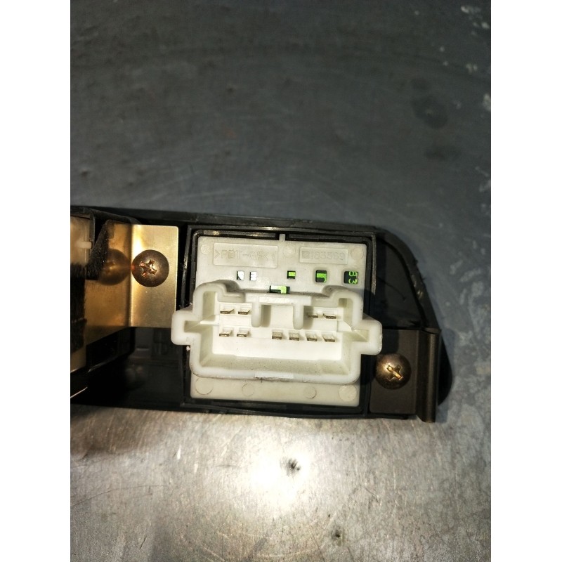 Recambio de mando elevalunas delantero izquierdo para mitsubishi montero pinin (h60/h70) 2000 gdi (5-ptas.) referencia OEM IAM  