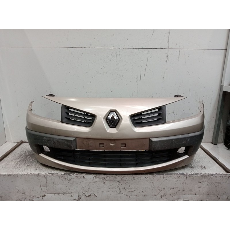 Recambio de paragolpes delantero para renault megane ii station wagon (km0/1_) 1.9 dci referencia OEM IAM  5P 07