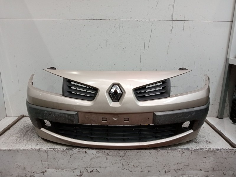 Recambio de paragolpes delantero para renault megane ii station wagon (km0/1_) 1.9 dci referencia OEM IAM  5P 07