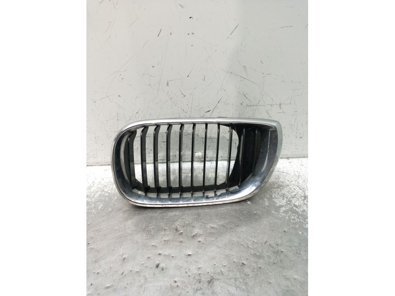 Recambio de rejilla delantera para bmw 3 touring (e46) 320 d referencia OEM IAM  IZQUIERDA 01