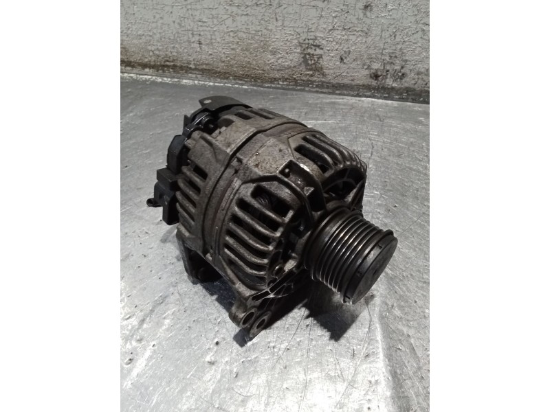 Recambio de alternador para seat ibiza ii (6k1) 1.9 sdi referencia OEM IAM 0124315001 038903023K 70a 99